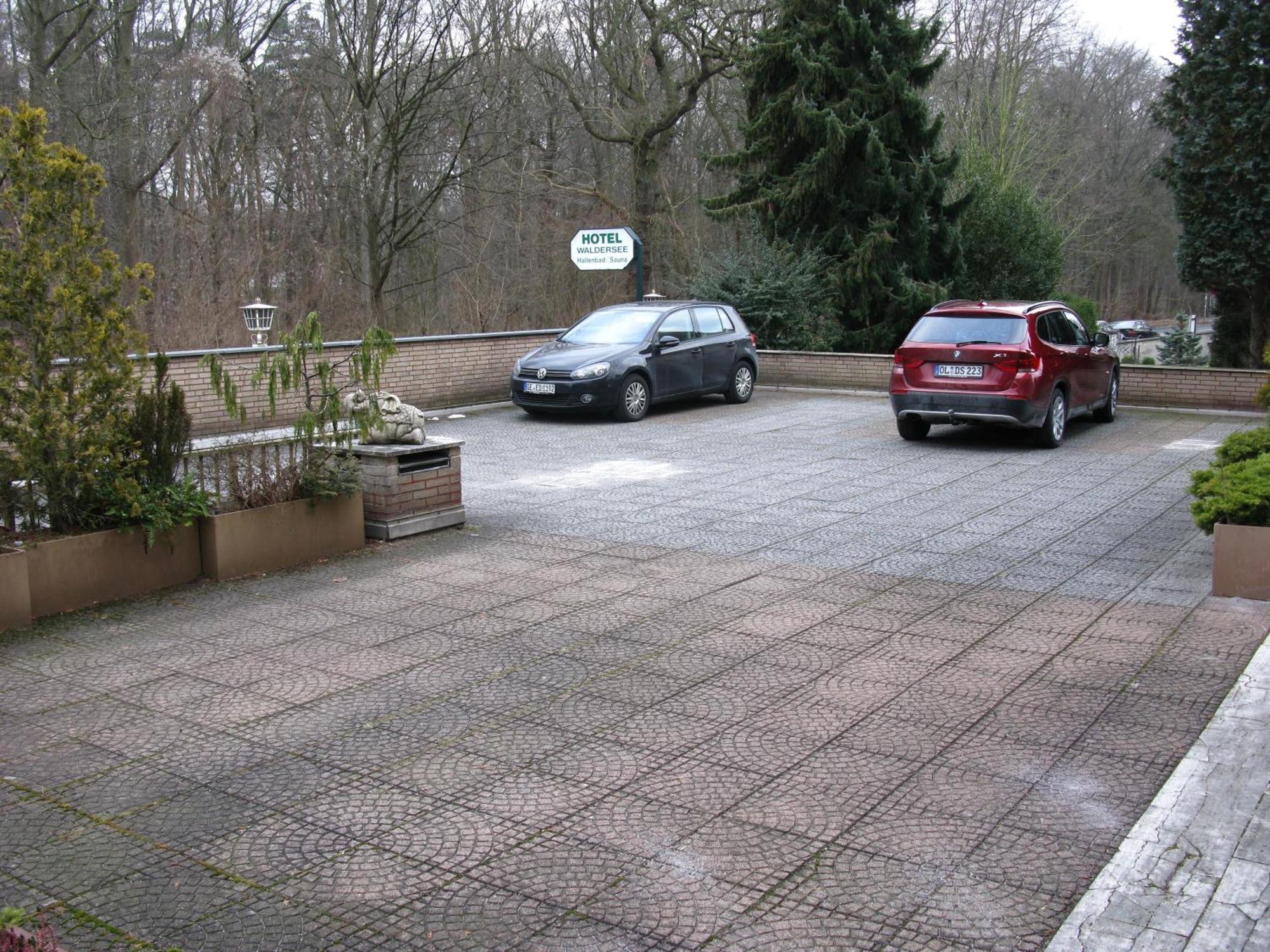 Hotel Waldersee Hannover Buitenkant foto