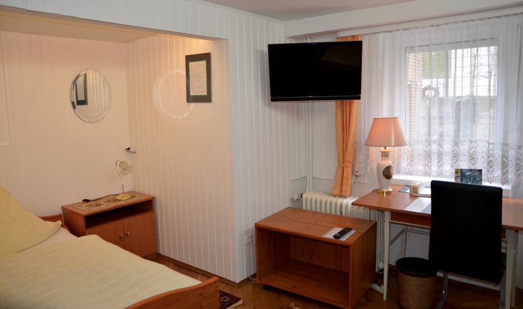 Hotel Waldersee Hannover Buitenkant foto