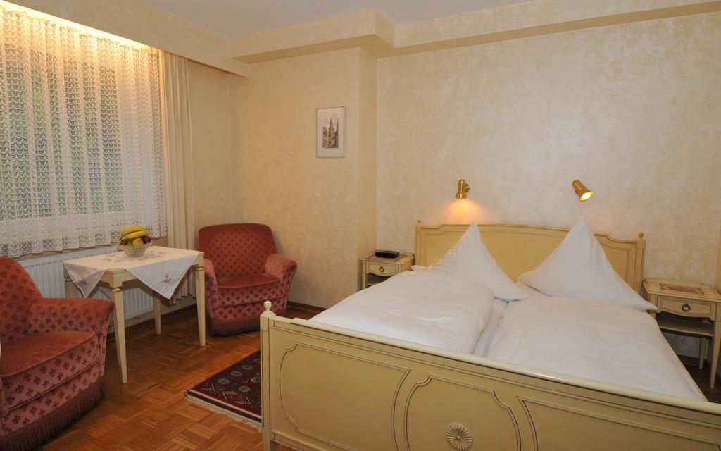 Hotel Waldersee Hannover Buitenkant foto