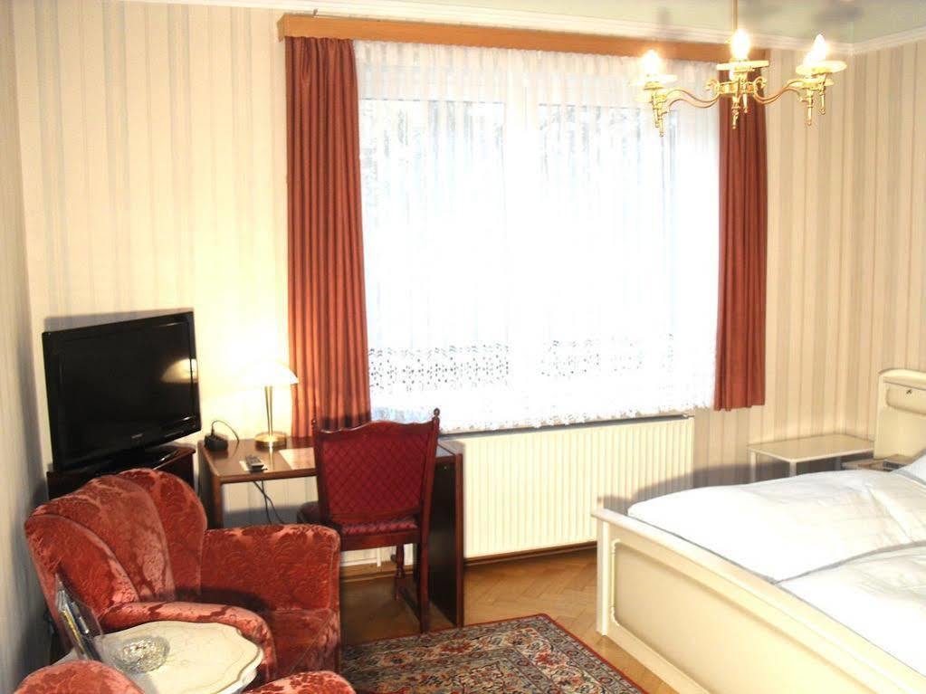 Hotel Waldersee Hannover Buitenkant foto